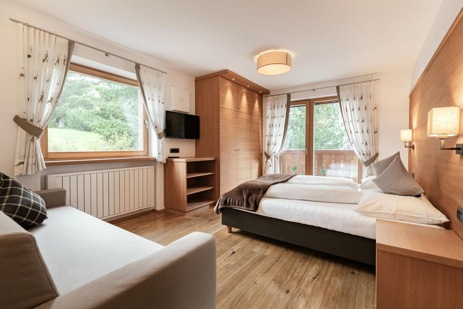 Apartments Burvel 塞尔瓦迪加尔代纳山谷 客房 照片